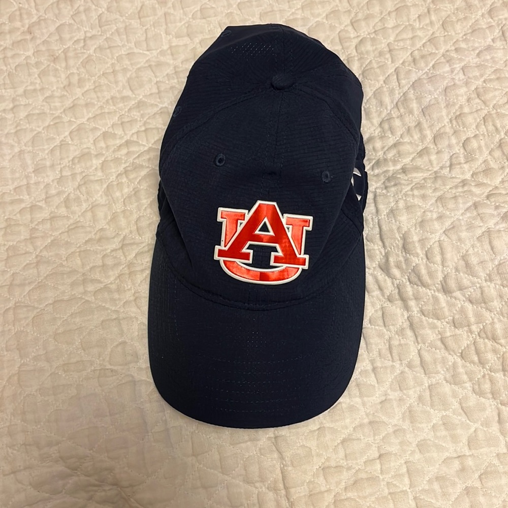 Under armour auburn hat